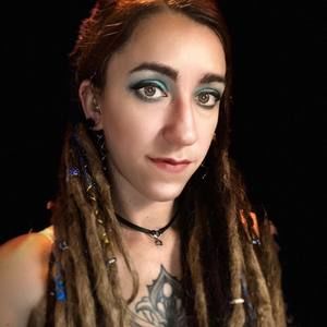 Meet your Posher, Stephy